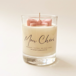 Mon Cheri Bow Candle van natuurlijke sojawas met roze wax strikje en zoete geur van kers en vanille.